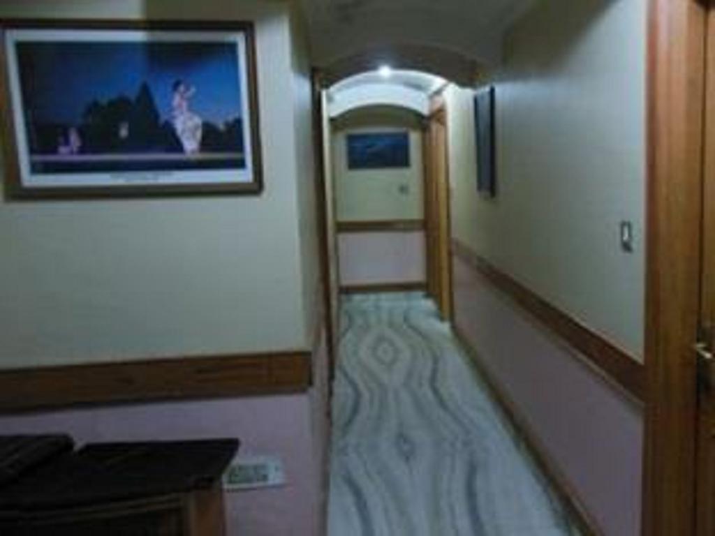 Hotel Sangat Plaza Bhopal Exterior foto